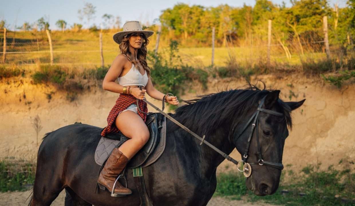 actividad cabalgata fincas de turismo 33 min