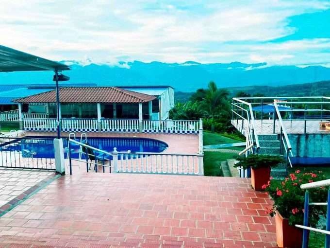 Finca en Alquiler en Socorro F058 9 1