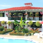 finca la antioqueñita con piscina privada en carmen de apicala tolima